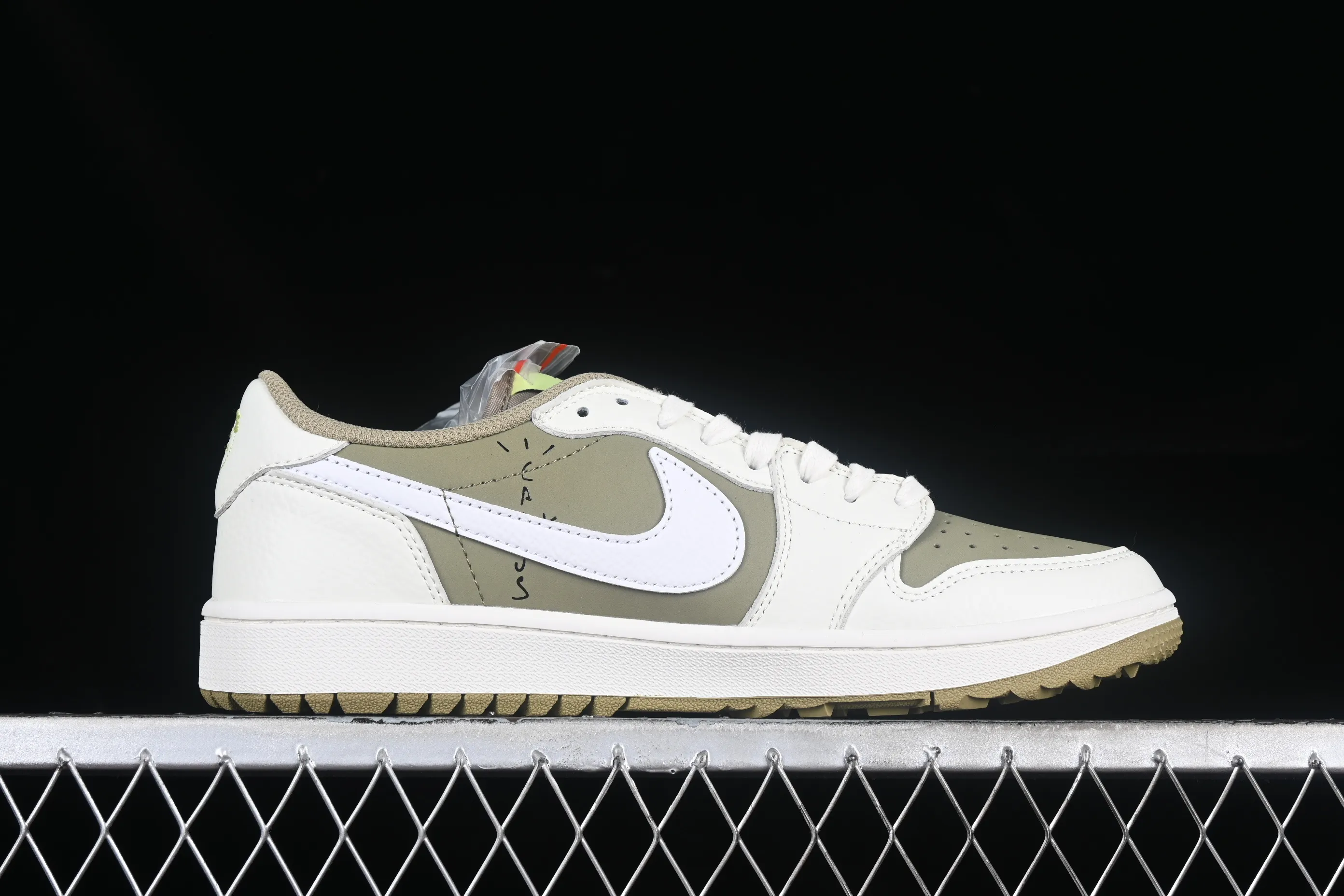 All categories Air Jordan Jordan series basketball shoes Air Jordan 1 Low B1 special price Travis Scott x Air Jordan 1 Low OG AJ1 Joe 1 undercut low FZ3124-200